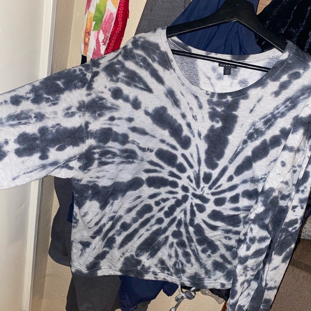 Torrid Tie Dye long sleeve sweater